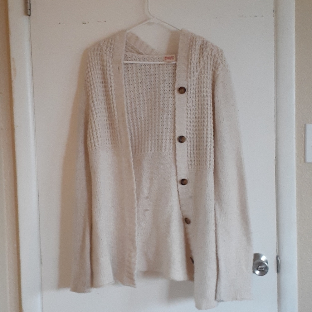 Hooded sweater